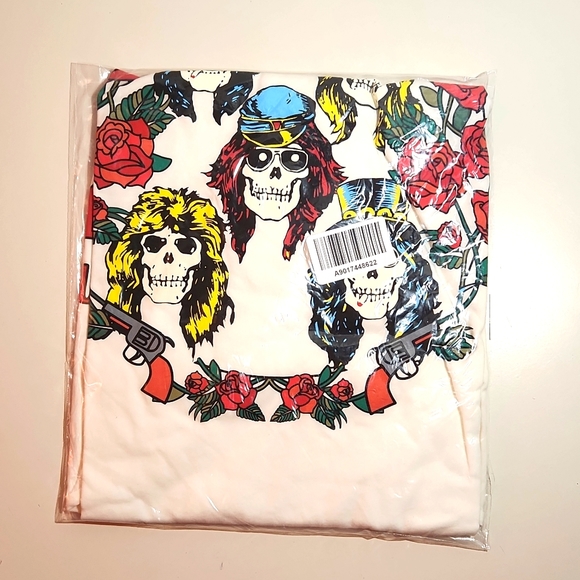 ❤️NWT VINTAGE TORRID BAND TEE - GUNS N' ROSES TEE - ROCK CONCERT - PLUS SIZE - Picture 5 of 11